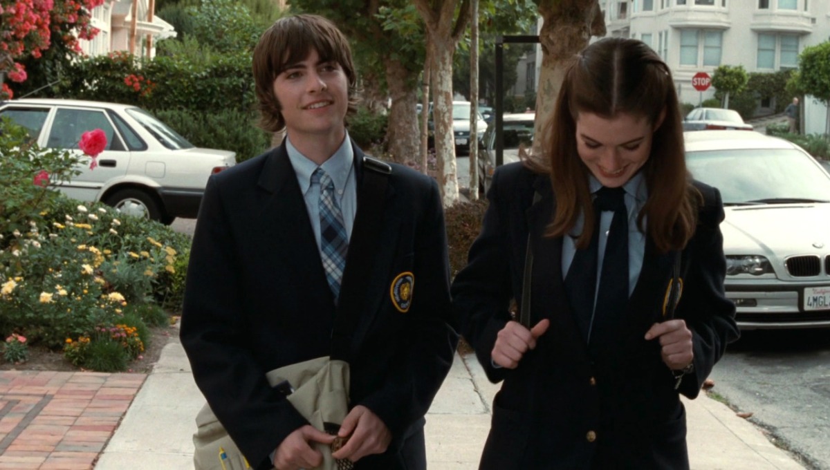 “Because you saw me when I was invisible”: Clumsy Adolescent Love in ‘The Princess Diaries’